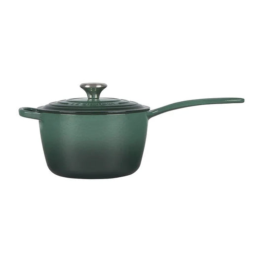 Le Creuset Signature Saucepan 2.25 qt in Artichaut