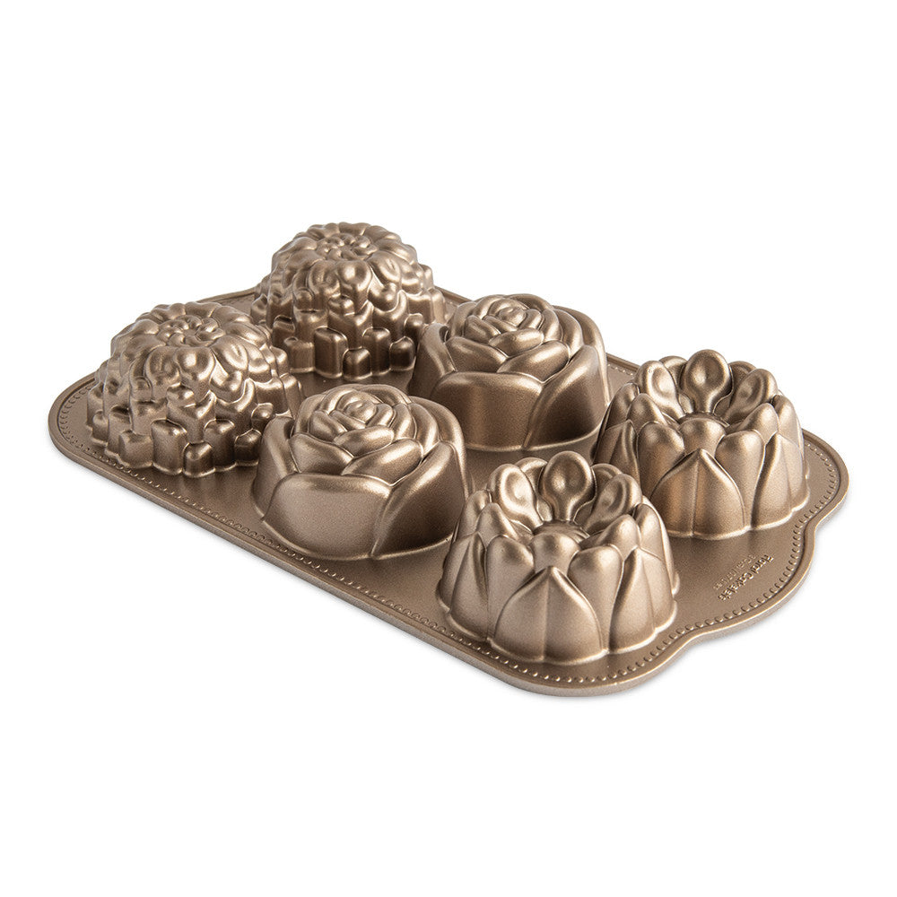 Nordic Ware Floral Cakelet Pan