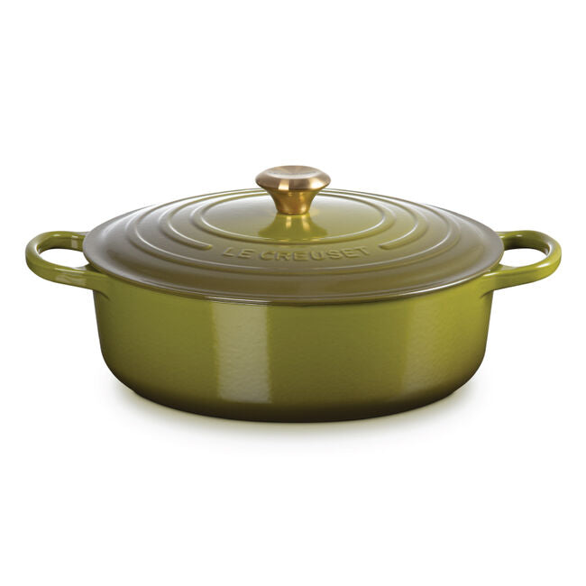 Le Creuset Signature Round Wide Oven in Olive 6.75 qt