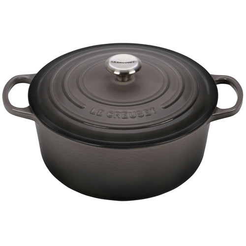 Le Creuset Signature Round Dutch Oven in Oyster 7.25 qt