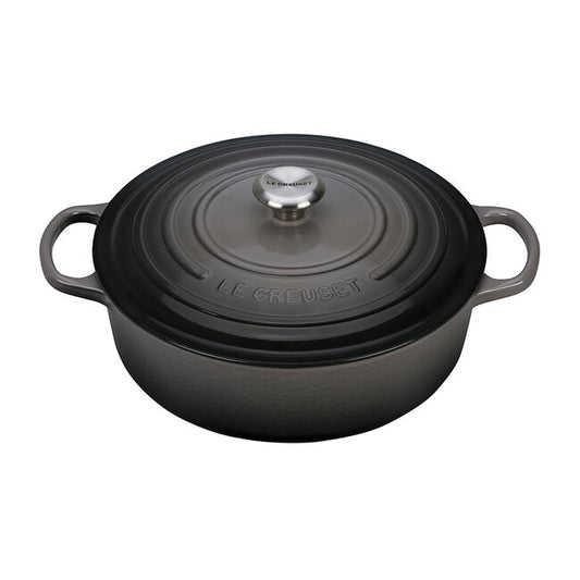 Le Creuset Signature Round Wide Oven in Oyster 6.75 qt