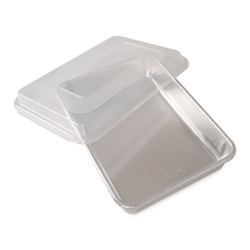 Cake Pan w Storage Lid 9 x 13