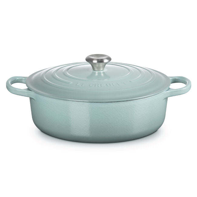 Le Creuset Signature Round Wide Oven in Sea Salt 6.75 qt