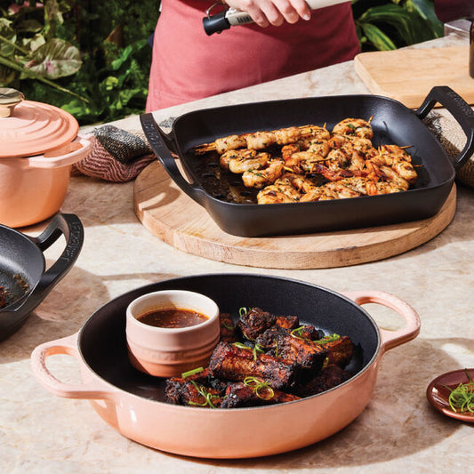 Le Creuset Signature Everyday Pan in Peche