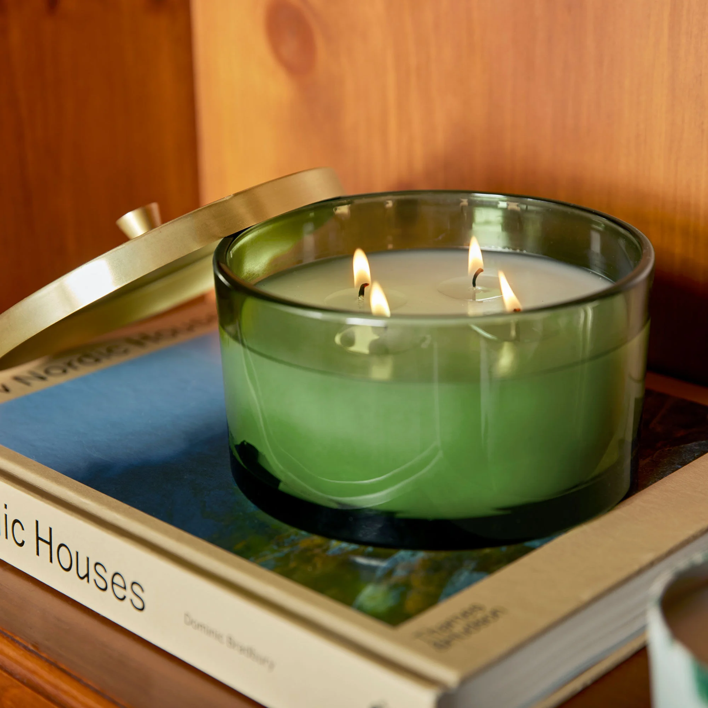 Thymes Frasier Fir Green 4-Wick Candle