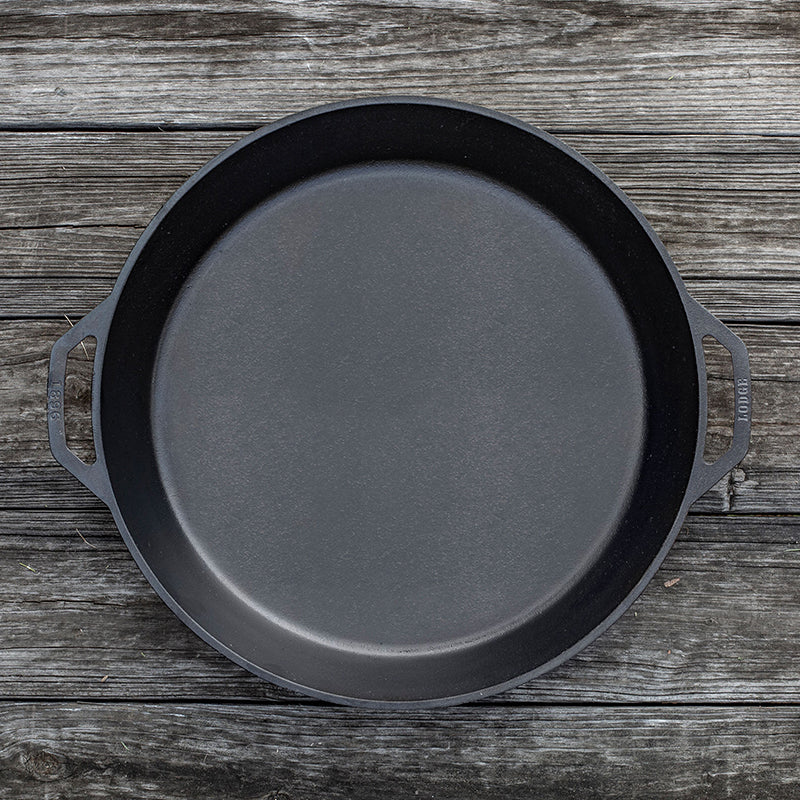 Lodge Cast Iron Dual Handle Pan 17 Inch