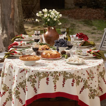 Couleur Nature Gooseberry French Tablecloth 59"59"